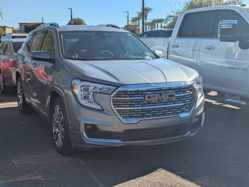 2023 GMC Terrain Denali