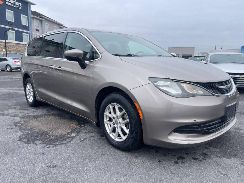 2017 Chrysler Pacifica LX