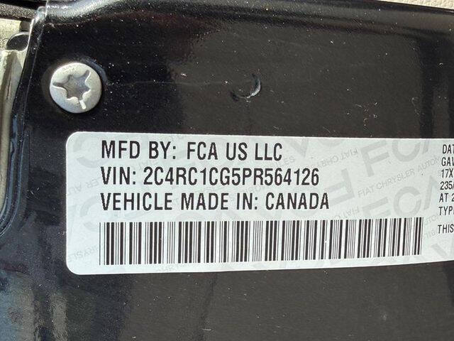 2023 Chrysler Voyager LX