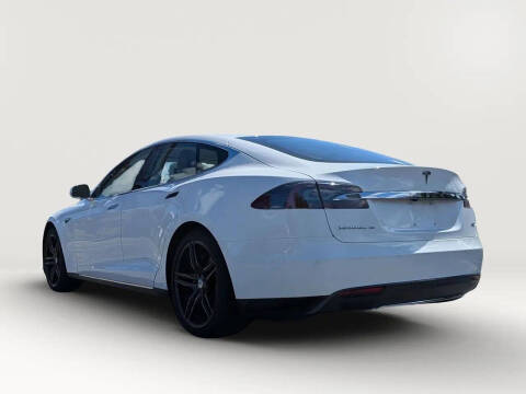 2015 Tesla Model S