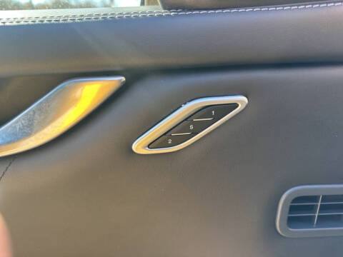 2021 Maserati Ghibli Trofeo