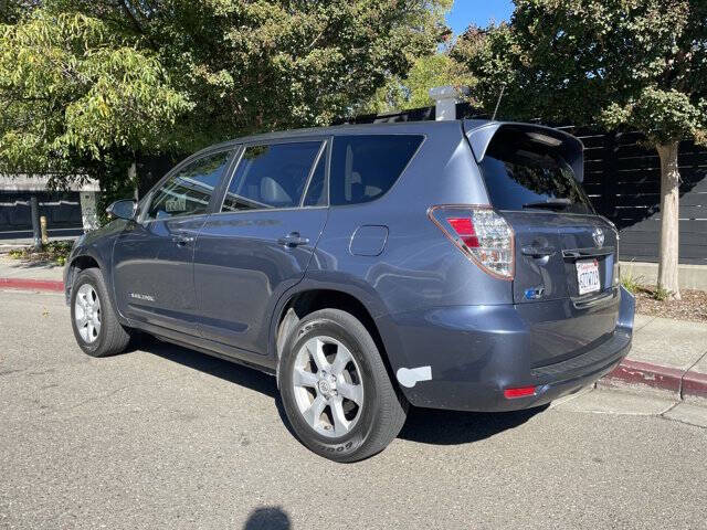 2012 Toyota RAV4 EV