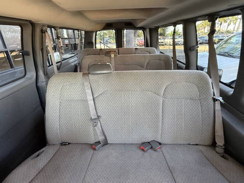 2023 Chevrolet Express LS 3500