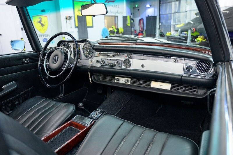 1970 Mercedes-Benz 280-Class