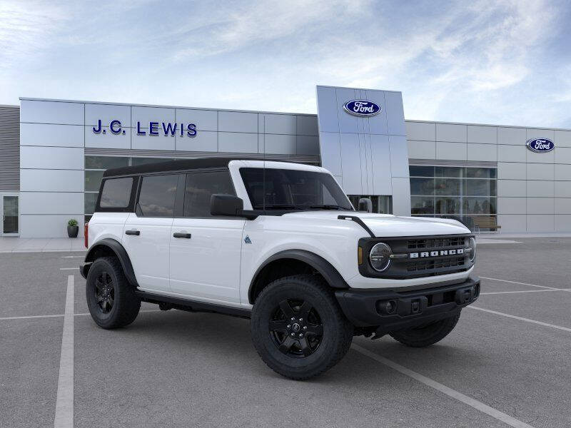 2024 Ford Bronco Black Diamond