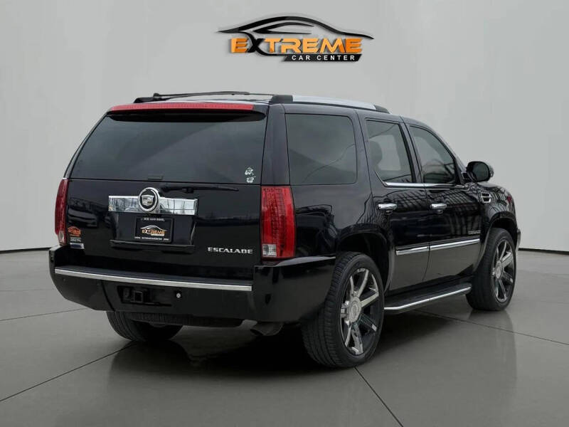 2011 Cadillac Escalade Luxury