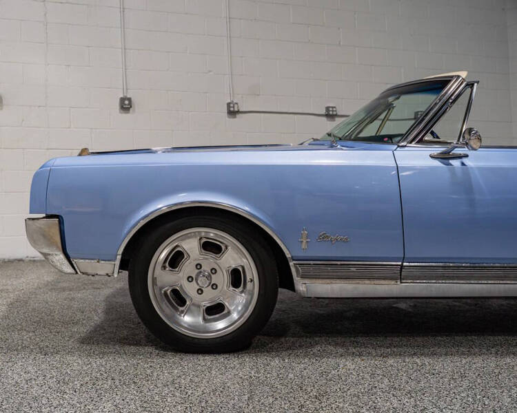 1965 Oldsmobile Starfire