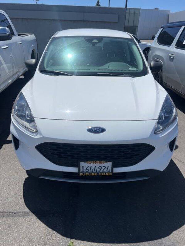 2022 Ford Escape S
