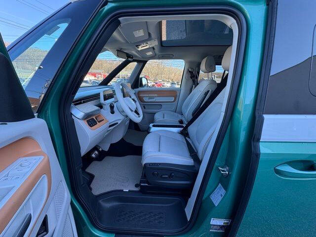 2025 Volkswagen ID. Buzz Pro S Plus 4Motion