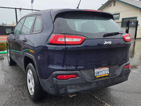 2014 Jeep Cherokee Sport