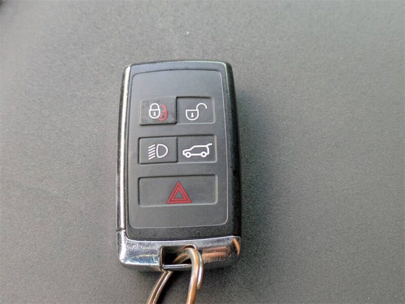 2020 Land Rover Discovery SE