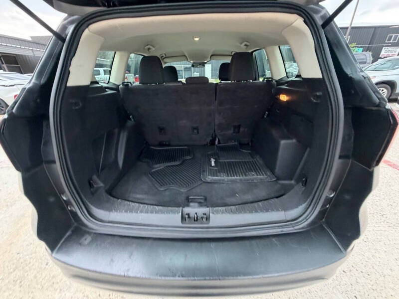 2019 Ford Escape S