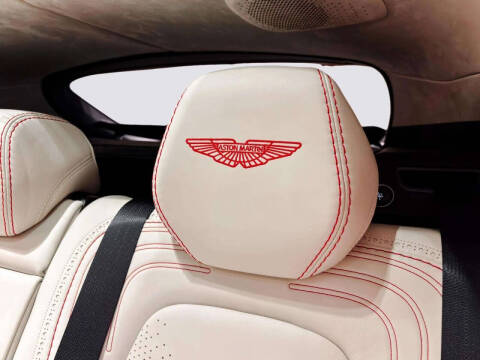 2021 Aston Martin DBX