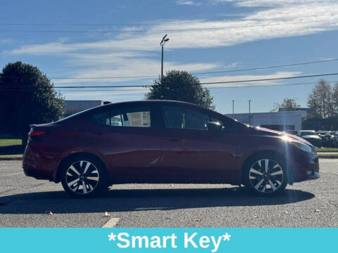 2021 Nissan Versa SR