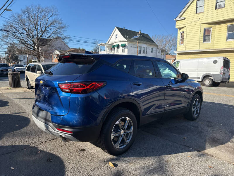 2023 Chevrolet Blazer 2LT photo 5