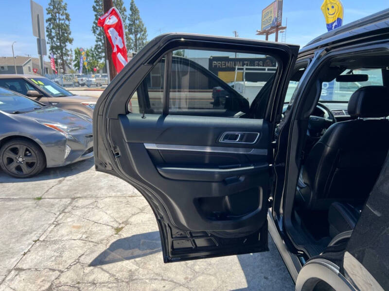 2017 Ford Explorer Sport