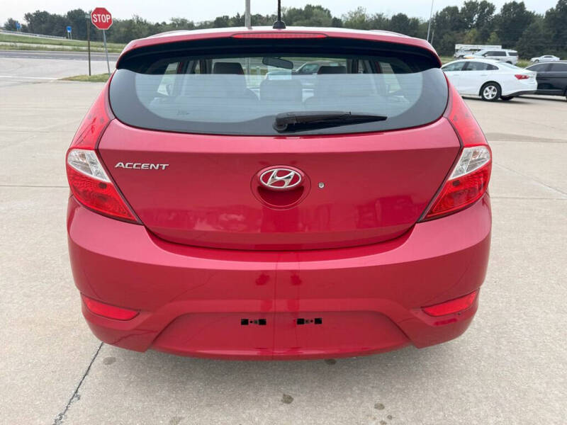 2014 Hyundai Accent SE