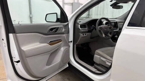 2017 GMC Acadia SLE-1