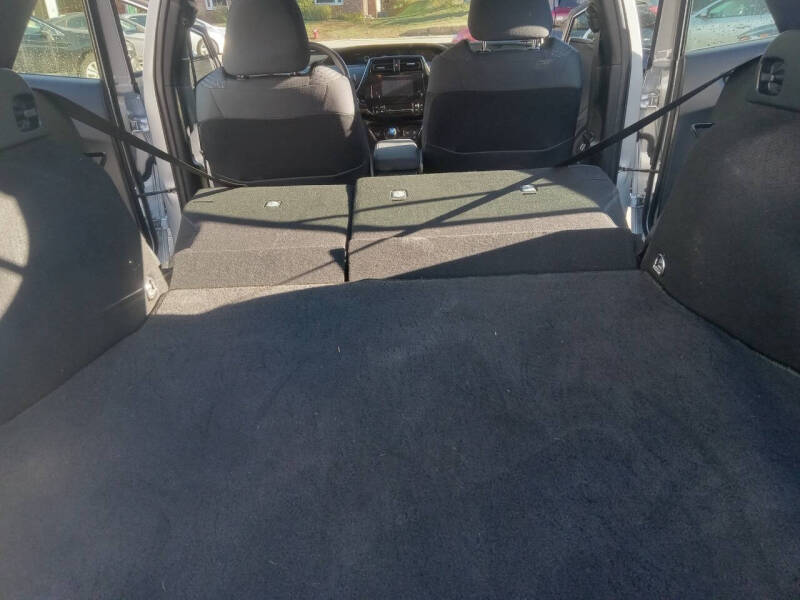 2016 Toyota Prius Two