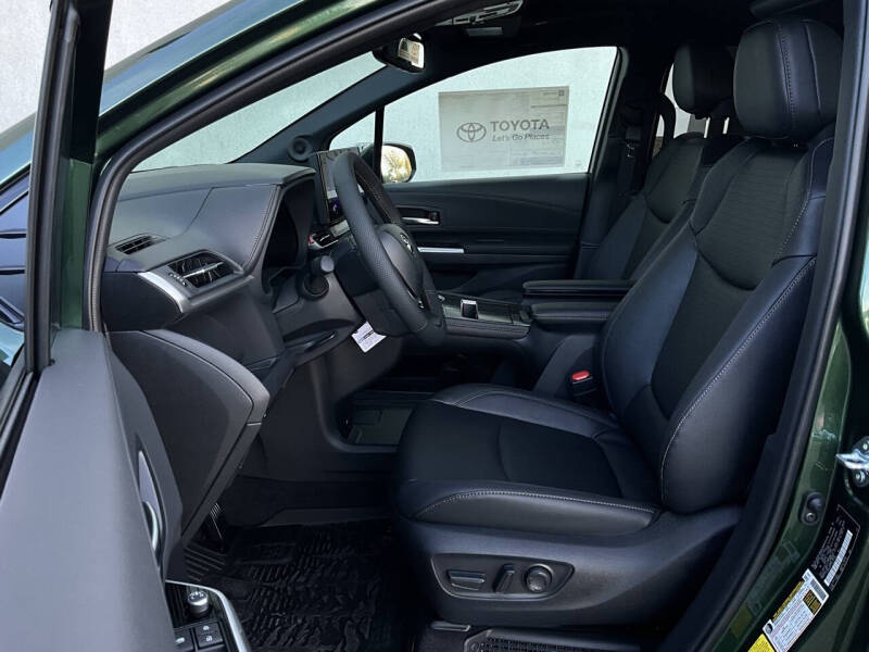 2026 Toyota Sienna Woodland Edition