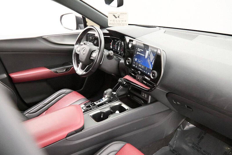 2022 Lexus NX 350 F SPORT Handling