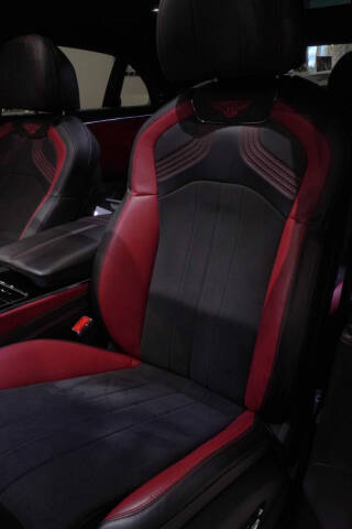 2023 Bentley Flying Spur V8