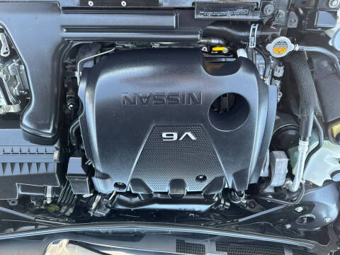 2017 Nissan Maxima