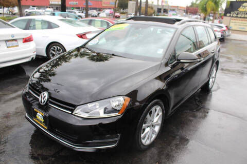 2017 Volkswagen Golf SportWagen