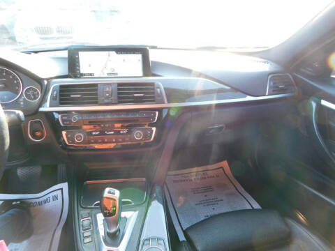 2017 BMW 3 Series 330e iPerformance