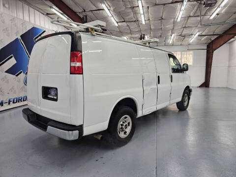 2018 GMC Savana 2500