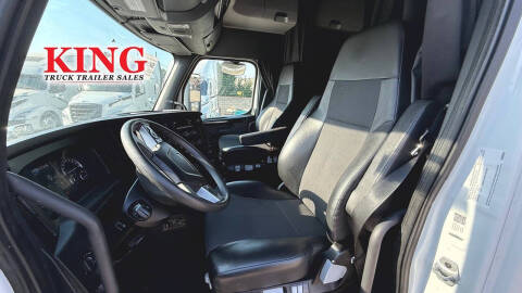 2024 Freightliner Cascadia