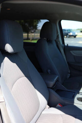 2017 Chevrolet Traverse LS