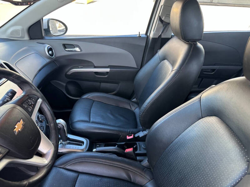 2017 Chevrolet Sonic Premier Auto