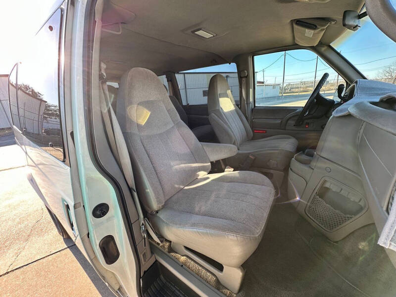 2000 Chevrolet Astro