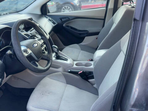 2012 Ford Focus SE