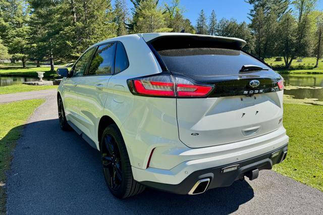 2021 Ford Edge ST