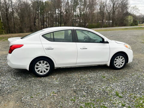 2013 Nissan Versa
