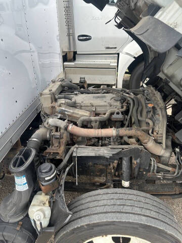 2019 Isuzu NRR
