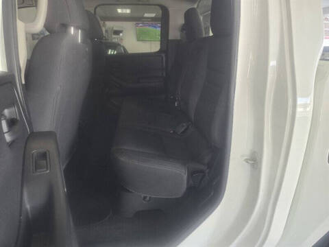 2022 Nissan Frontier S