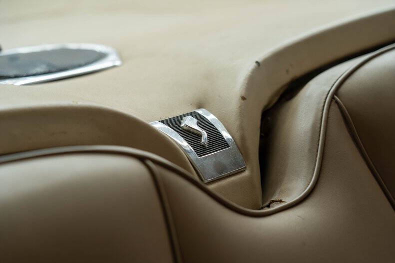 1964 Studebaker Avanti