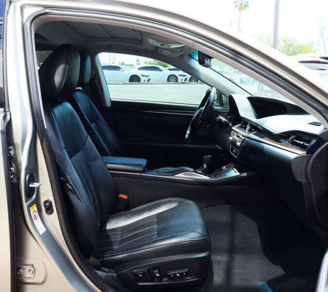 2016 Lexus ES 350