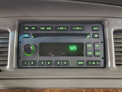 2009 Mercury Grand Marquis LS