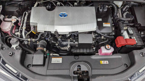 2022 Toyota Prius LE