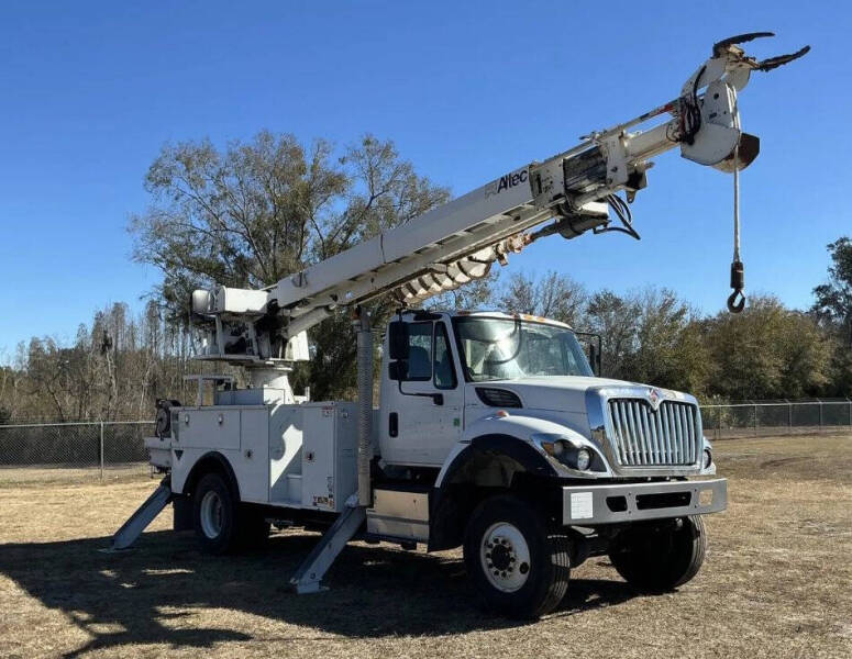2017 International WorkStar 7300