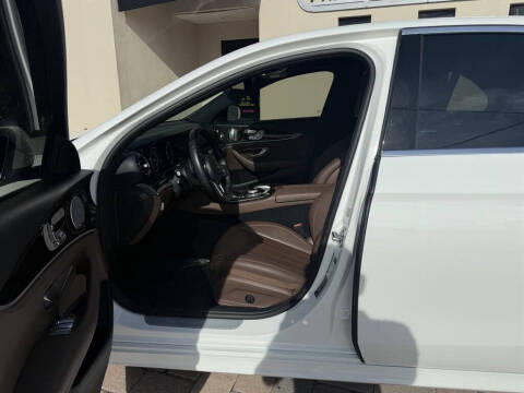 2019 Mercedes-Benz E-Class E 300