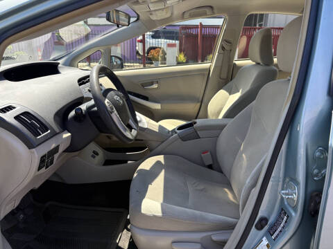 2014 Toyota Prius Three