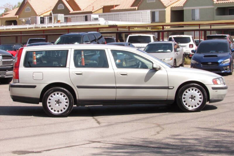 2001 Volvo V70 2.4M