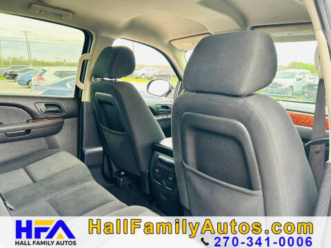 2011 Chevrolet Avalanche LS