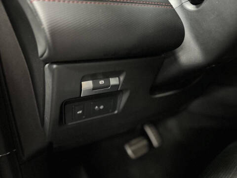 2022 Land Rover Discovery Sport P250 SE R-Dynamic