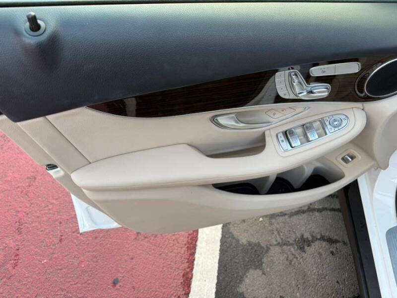 2018 Mercedes-Benz GLC GLC 300 4MATIC